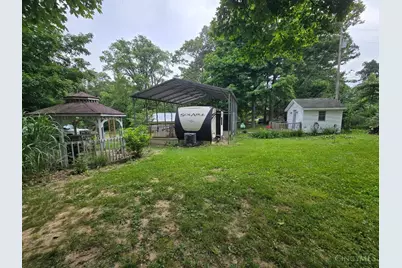 7052 W Highland Trail, Paint Township, OH 45133 - Photo 25