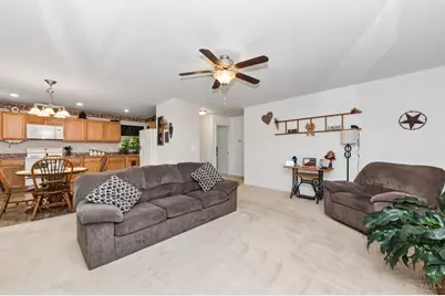 370 Wooded Run Road, Franklin Township, OH 45120 - Photo 5