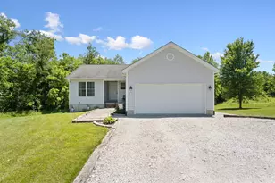 370 Wooded Run Rd, Franklin Township, OH 45120 - Photo 5