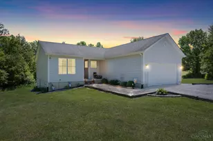 370 Wooded Run Rd, Franklin Township, OH 45120 - Photo 1