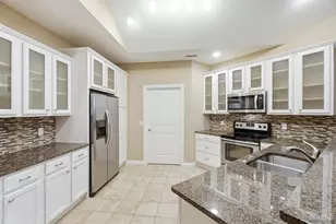 6839 Liberty Cir, Liberty Township, OH 45069 - Photo 13