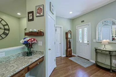 5905 Chancellor Lane, Hamilton Township, OH 45152 - Photo 17