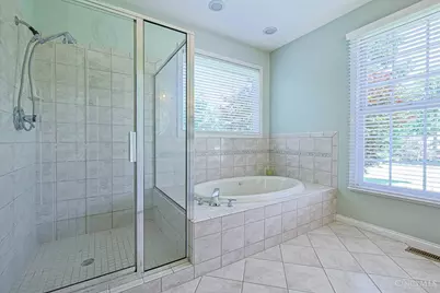 5905 Chancellor Lane, Hamilton Township, OH 45152 - Photo 31