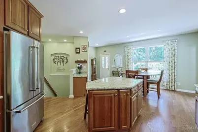 5905 Chancellor Lane, Hamilton Township, OH 45152 - Photo 19