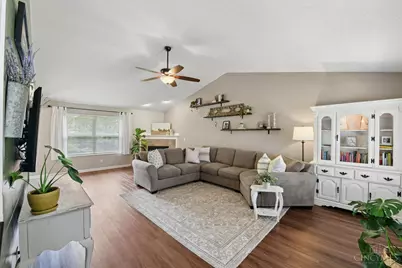 1130 Linford Circle, Maineville, OH 45039 - Photo 5