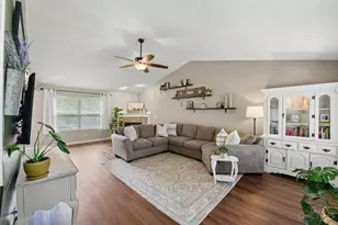 1130 Linford Cir, Hamilton Township, OH 45039 - Photo 5