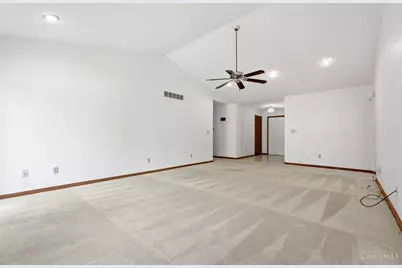 417 Kenec Drive, Middletown, OH 45042 - Photo 17