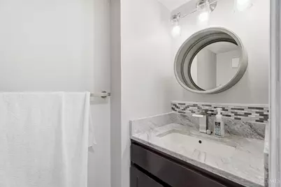 1008 John Street, Cincinnati, OH 45203 - Photo 13