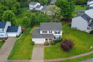 639 Ellen Dr, Union Township, OH 45255 - Photo 3
