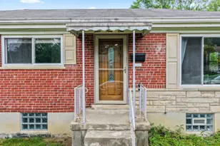 491 Lobob Ct, Delhi Township, OH 45205 - Photo 5