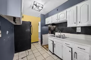 1499 Clovernoll Dr, Cincinnati, OH 45231 - Photo 17