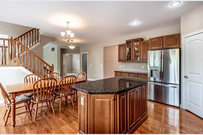 1481 Shaker Run Boulevard, Turtle Creek Township, OH 45036 - Photo 11