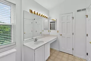 100 Thorobred Rd, Loveland, OH 45140 - Photo 31