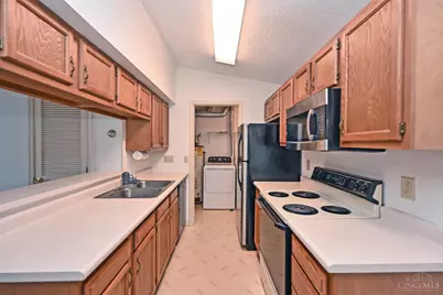 5761 Cheviot Road #3C, Green Township, OH 45247 - Photo 11