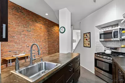 331 Milton Street, Cincinnati, OH 45202 - Photo 11