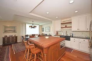 2401 Ingleside Ave, Cincinnati, OH 45206 - Photo 7