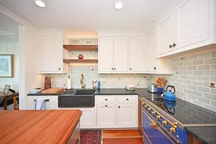 2401 Ingleside Ave, Cincinnati, OH 45206 - Photo 11
