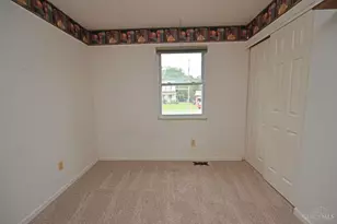 1676 Fellsmere Ln, Springfield Township, OH 45240 - Photo 29