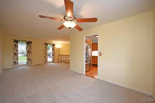 1676 Fellsmere Ln, Springfield Township, OH 45240 - Photo 11