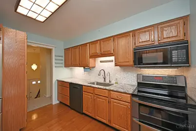 1676 Fellsmere Lane, Springfield Township, OH 45240 - Photo 13