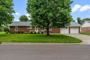 720 Kathryn Dr, Wilmington, OH 45177 - Photo 1