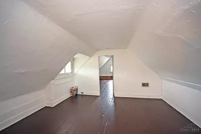 4232 Kirby Avenue, Cincinnati, OH 45223 - Photo 31