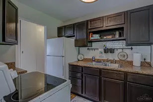 6627 Flagstone Ct, Colerain Township, OH 45239 - Photo 13