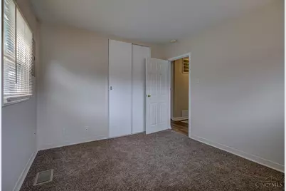 6627 Flagstone Court, Colerain Township, OH 45239 - Photo 19