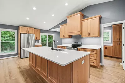 3319 Cherryview Court, Miami Township, OH 45052 - Photo 9