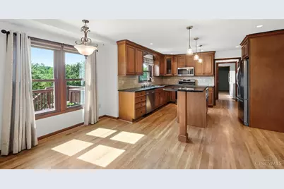 8303 Paddington Court, West Chester, OH 45069 - Photo 13