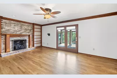 8303 Paddington Court, West Chester, OH 45069 - Photo 9