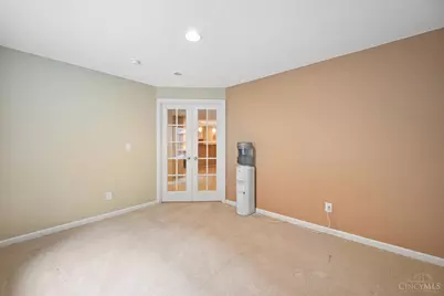 5252 Venetian, Hamilton Township, OH 45152 - Photo 17