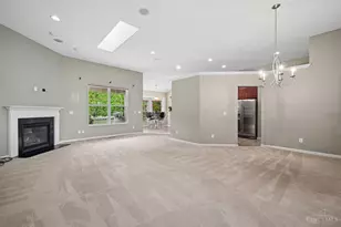 5252 Venetian Way, Hamilton Township, OH 45152 - Photo 5