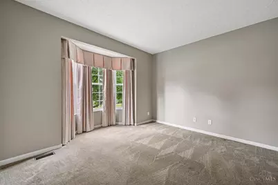 5252 Venetian, Hamilton Township, OH 45152 - Photo 15