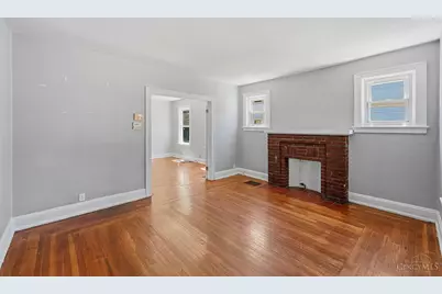 926 Elberon Avenue, Cincinnati, OH 45205 - Photo 7