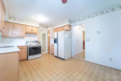 2559 Fulbourne Drive, Cincinnati, OH 45231 - Photo 9
