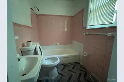 128 Clinton Springs Avenue, Cincinnati, OH 45217 - Photo 5