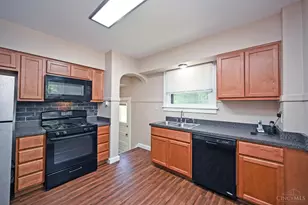 3955 Ardmore Ave, Cincinnati, OH 45229 - Photo 15