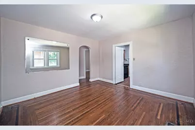 3955 Ardmore Avenue, Cincinnati, OH 45229 - Photo 9