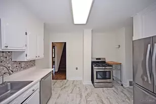 4652 Hamilton Ave, Cincinnati, OH 45223 - Photo 23