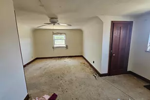 3920 Roswell Ave, Cheviot, OH 45211 - Photo 15