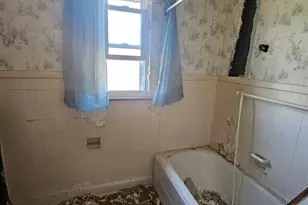 3920 Roswell Ave, Cheviot, OH 45211 - Photo 13