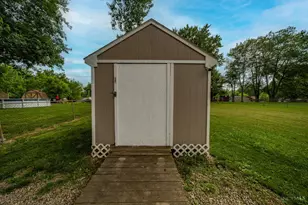 605 Mercury Dr, Union Township, OH 45244 - Photo 33