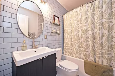 402 Liberty Hill, Cincinnati, OH 45202 - Photo 19