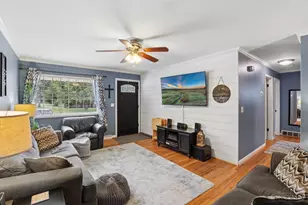 1570 Blueorchard Dr, Cincinnati, OH 45230 - Photo 5
