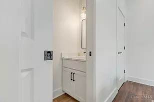 649 Sedam St, Cincinnati, OH 45204 - Photo 9