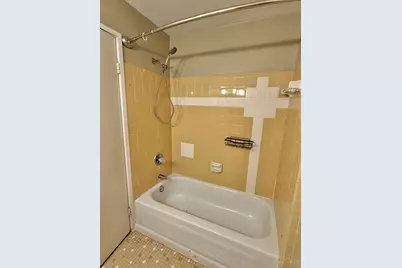 6784 Harrison Avenue #102, Cincinnati, OH 45247 - Photo 17