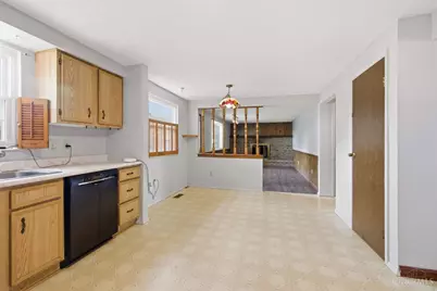 11554 Lincolnshire Drive, Forest Park, OH 45240 - Photo 13
