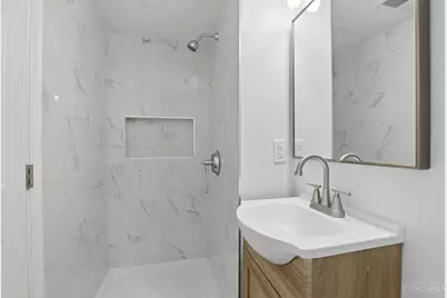 4136 Pleasure Drive, Cincinnati, OH 45205 - Photo 23
