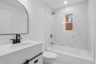 4136 Pleasure Dr, Cincinnati, OH 45205 - Photo 15